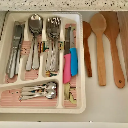Comfortable Family With Kitchen בית הארחה *